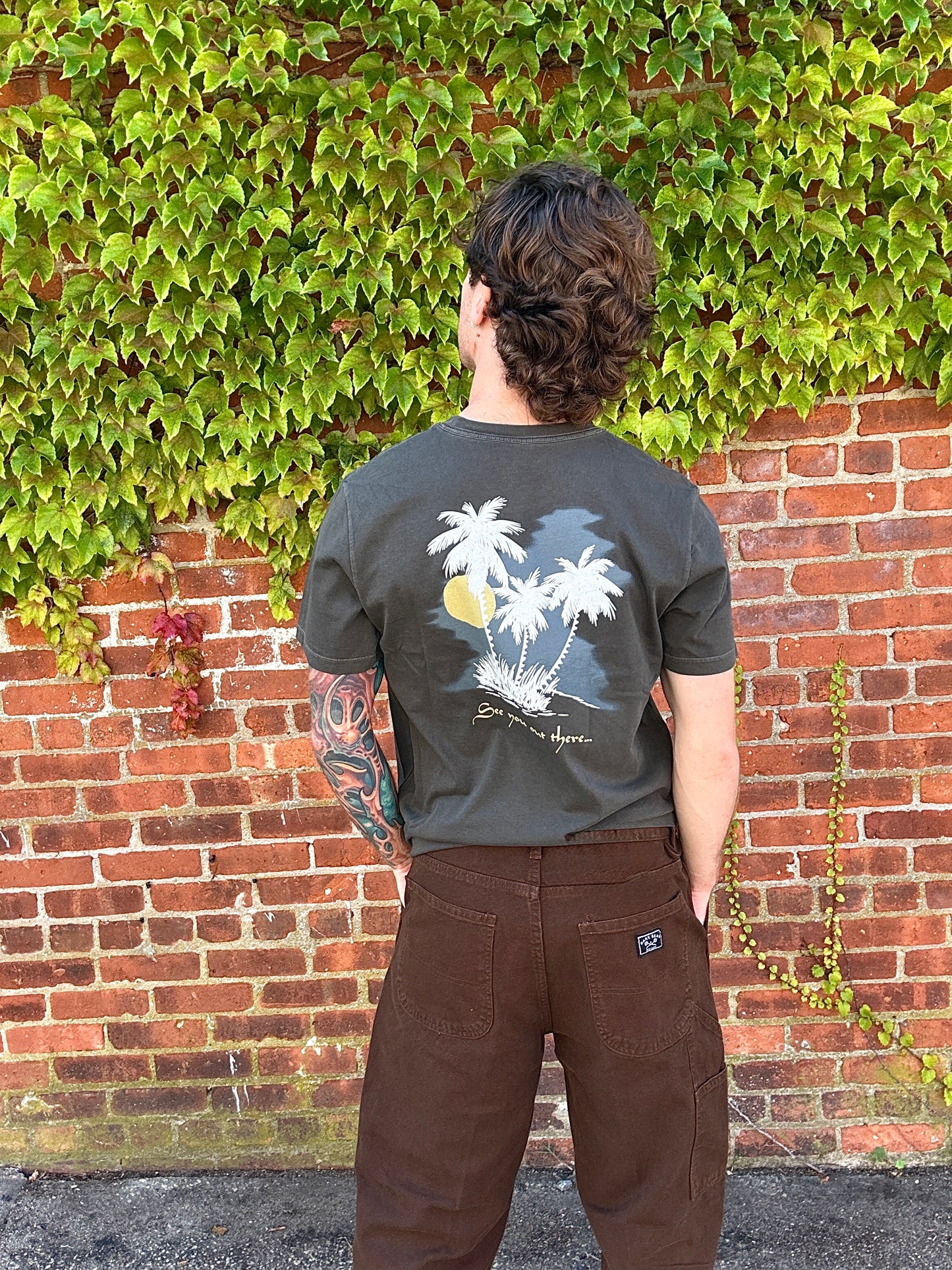 OASIS TEE