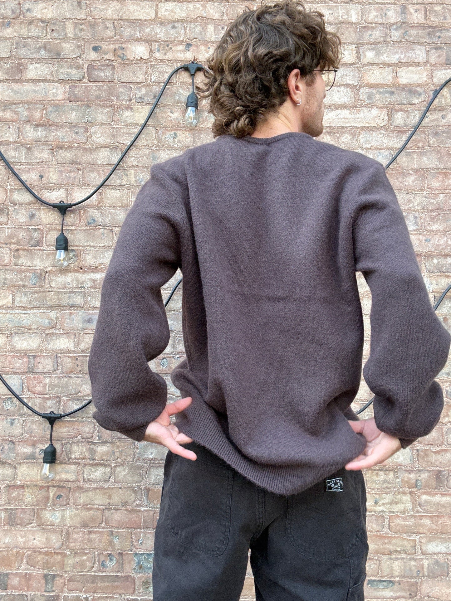 RIVERS SWEATER