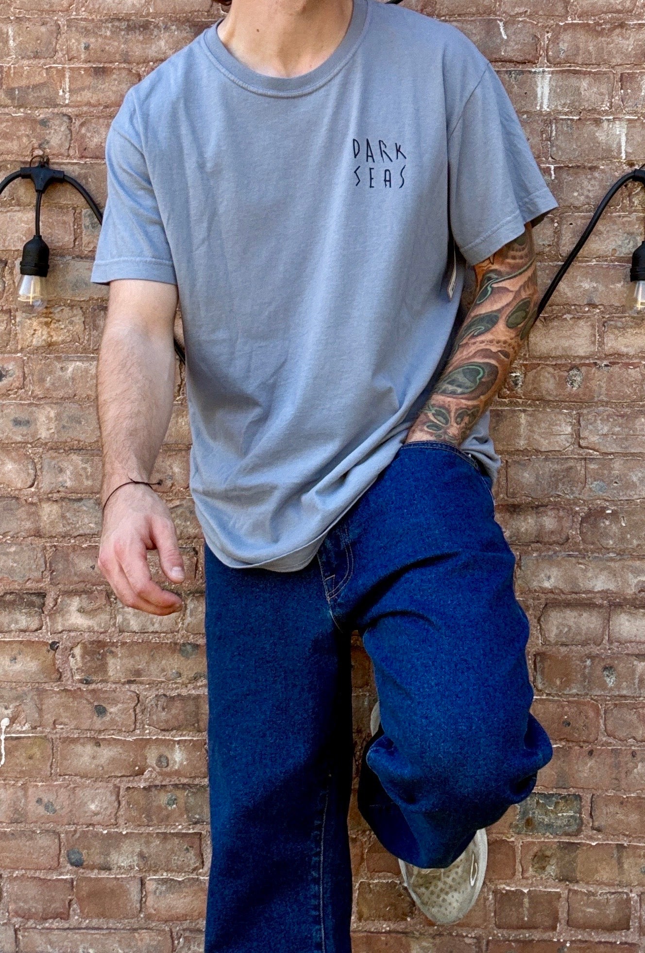 VOYAGE TEE