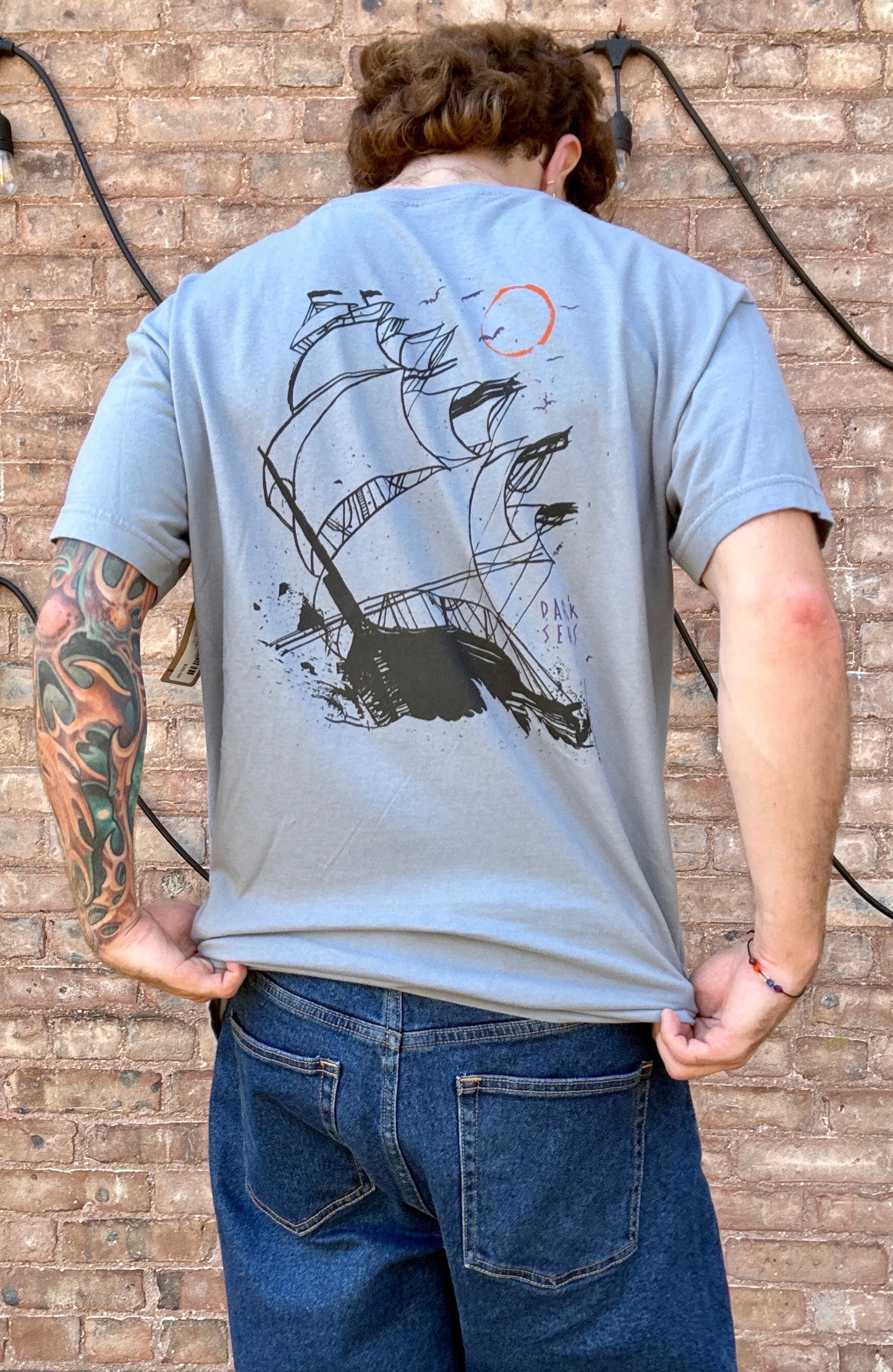 VOYAGE TEE