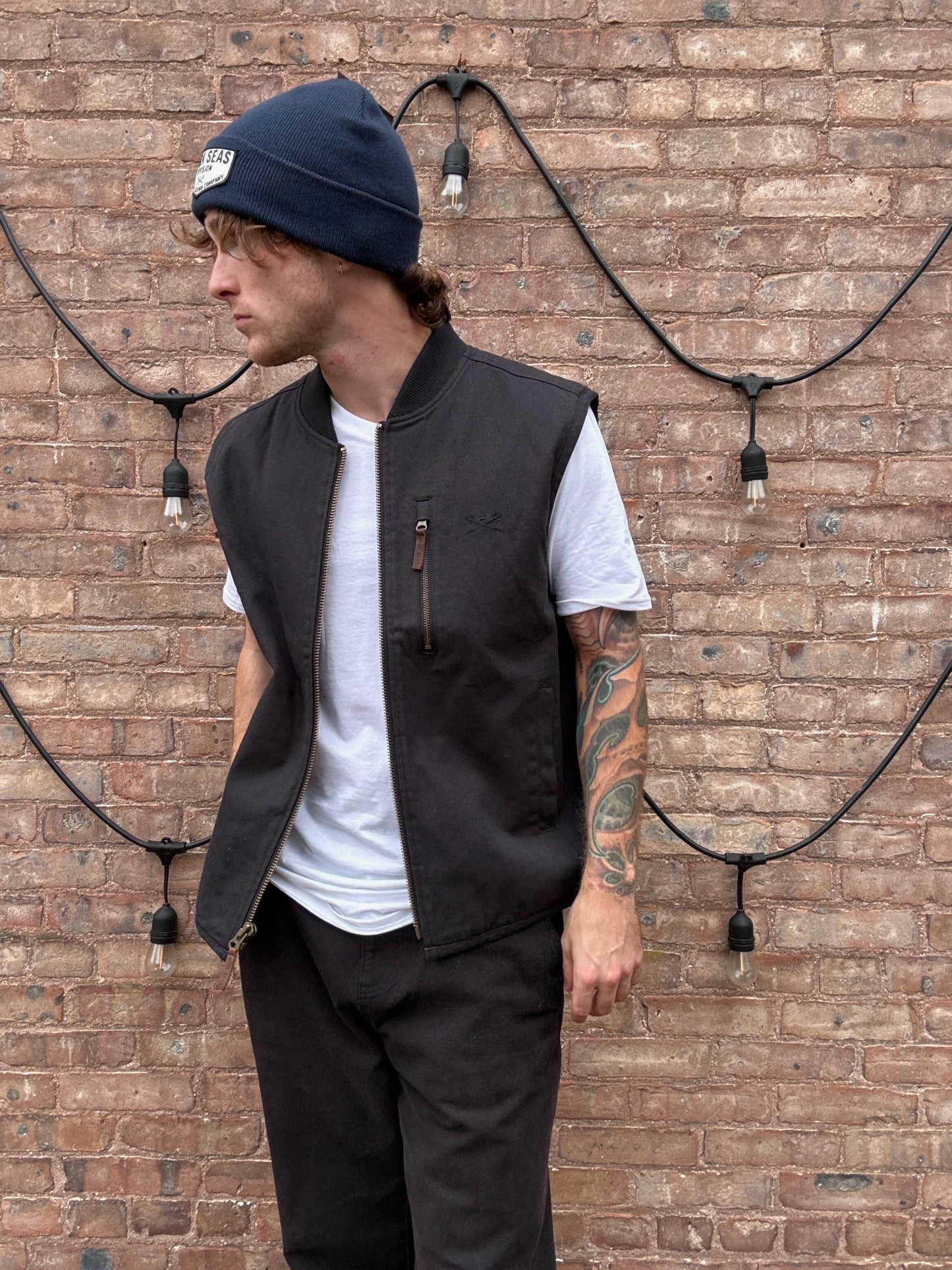 SEAMUS VEST