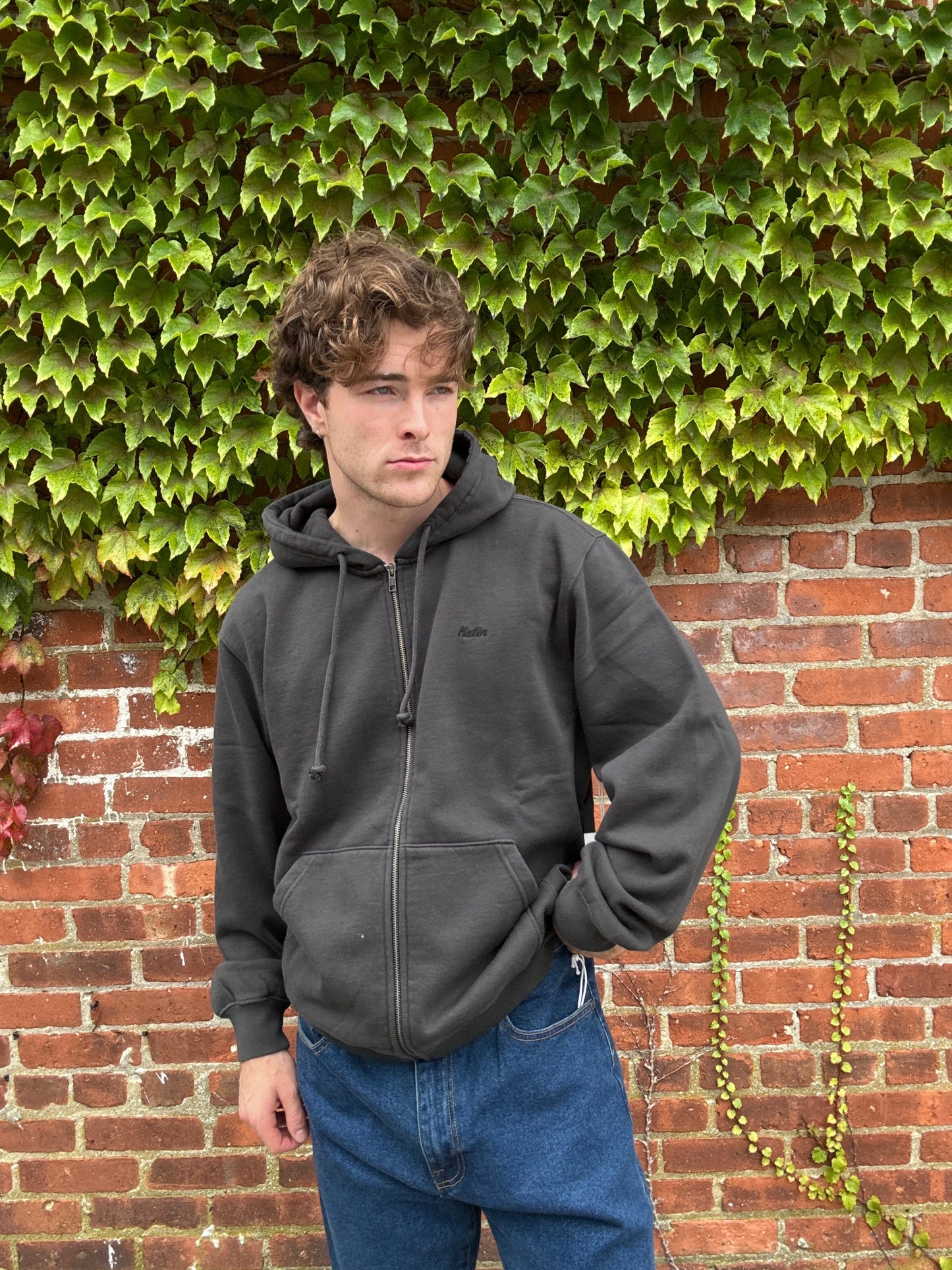EMB FULL ZIP HOODIE