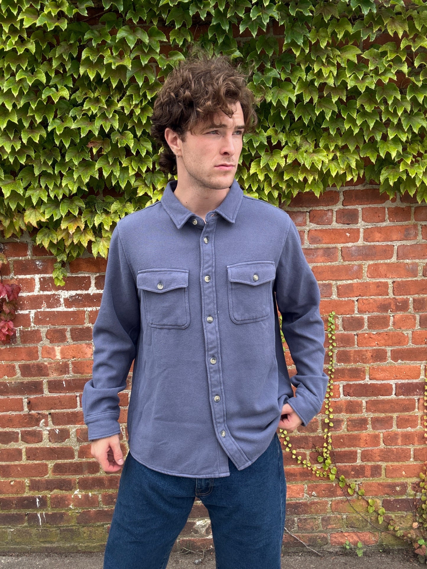 TATE BUTTON DOWN